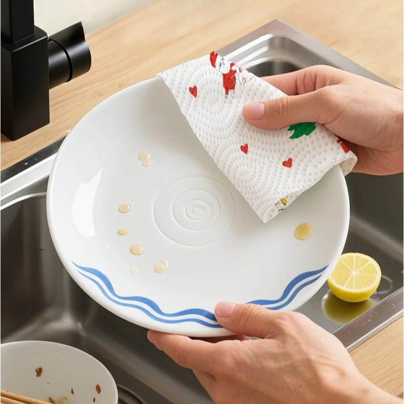 Thickened disposable kitchen paper towels with multi-fold design for dry or wet use, ideal for holidays, picnics, and parties.