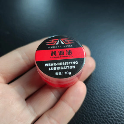 RC car axle gear grease for TRX4, SCX10, monster trucks, boats, and aircraft, offering wear resistance, waterproofing, and noise reduction.