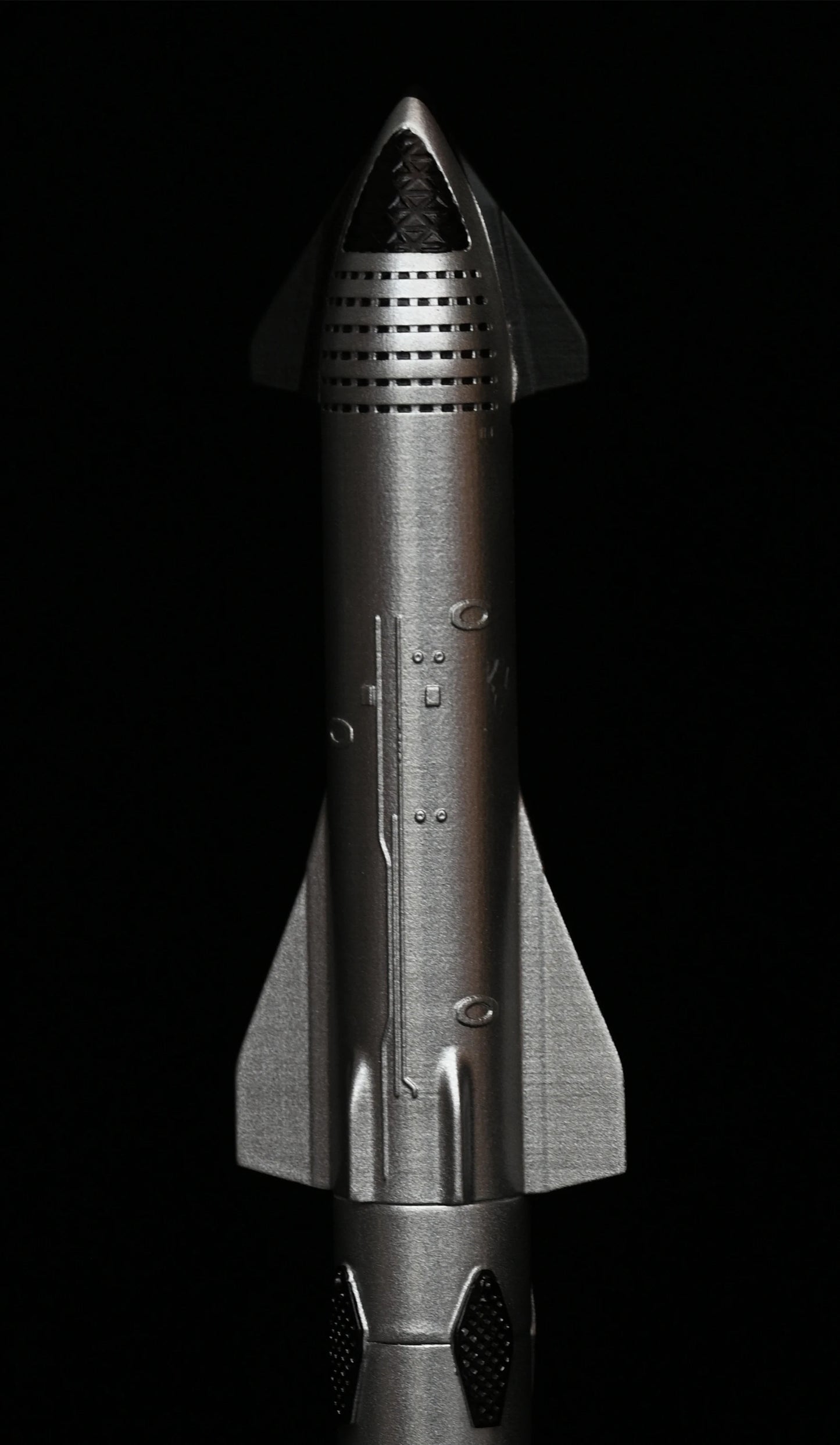 Detailed SpaceX Starship rocket model by BACKUPMYFILESNOW.COM®, perfect for office decor or birthday gift.