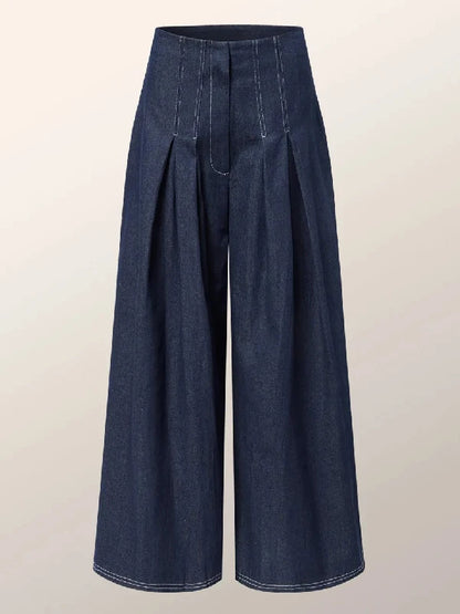 Women's dark blue high waist pleated wide-leg jeans with a loose fit, perfect for casual, workwear, or streetwear styles.