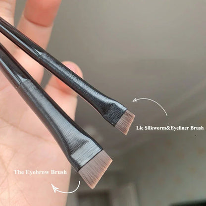 Professional makeup brushes for women, including eyeliner and eyebrow contour brushes, with flat fine blades for precise application.