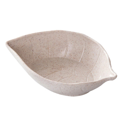 Japanese style small straw leaves snacks plate with intricate straw leaf design, ideal for serving small snacks or appetizers.