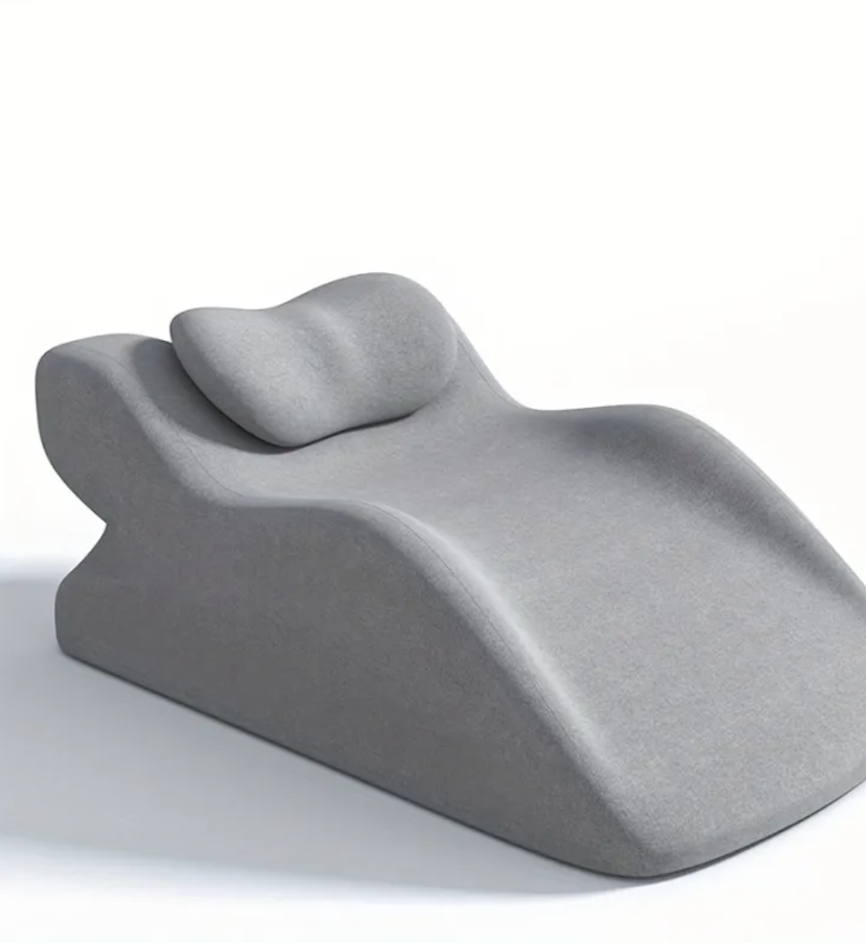 Green stomach sleeper pillow by BackupMyFilesNow.com, designed for comfortable side and stomach sleeping support.