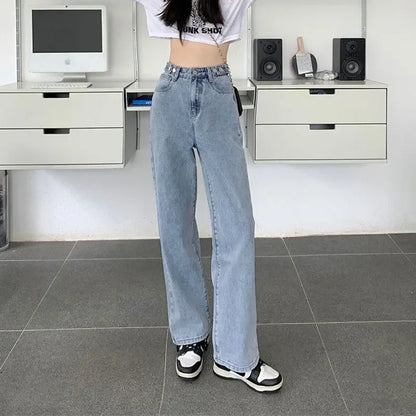 Light blue loose women’s high waist jeans with adjustable fit, straight-leg design, cotton fabric, retro style, casual and comfortable.