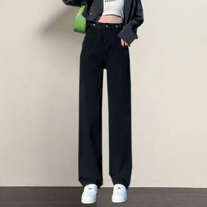 Light blue loose women’s high waist jeans with straight fit, adjustable waist, cotton fabric, retro style, casual and comfortable.