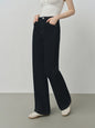 Light blue FSLE Retro Raw Denim high-waist straight-leg jeans for women, featuring a 3D cut and slimming fit for early autumn 2025.
