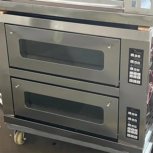 Commercial electric oven with two trays, 220V, designed for baking pizza and pastries in bakery settings.