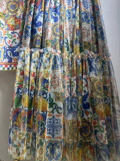 Retro mesh long-sleeved top and big swing skirt, women's two-piece dress with elastic waist and fashion print in mixed colors.