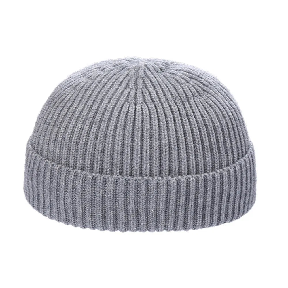 Grey unisex winter beanie hat, knitted skull cap for women and men, casual, elastic, solid color, suitable for autumn.