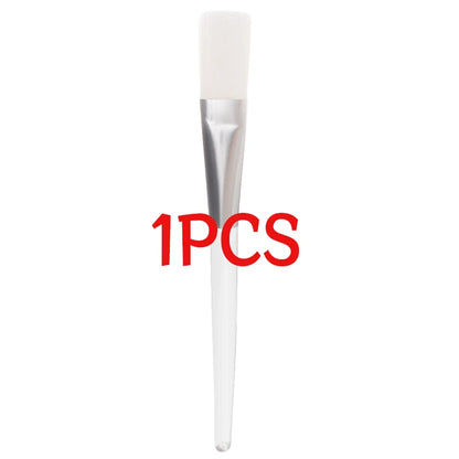 Pink DIY facial masks brushes set with soft hair applicators for face masks, makeup, and spa skincare at beauty salons.