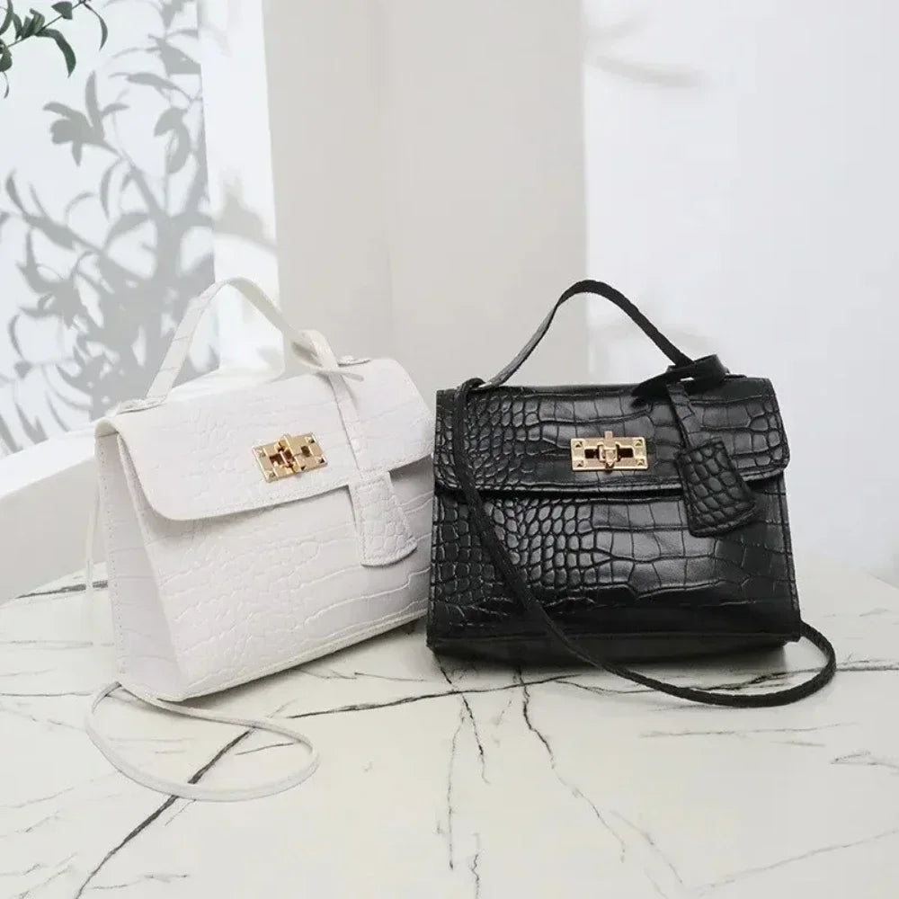 Pink women's handbag set featuring stylish and functional messenger and hand bags for women, ideal for 2024 fashion.