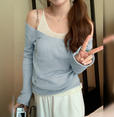 Women’s color block knit top in pink, suitable for autumn and winter, from BackupMyFilesNow.com.
