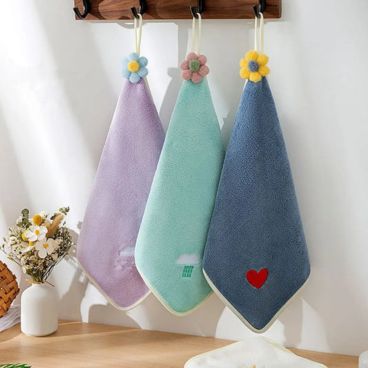 Purple fleece kitchen rag and microfiber towel set with dishcloths and hand towels for cleaning and kitchen use.