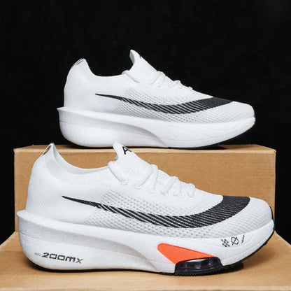 Purple men's lightweight anti-slip sport shoes with breathable mesh, soft carbon plate, lace-up design, suitable for summer and autumn.