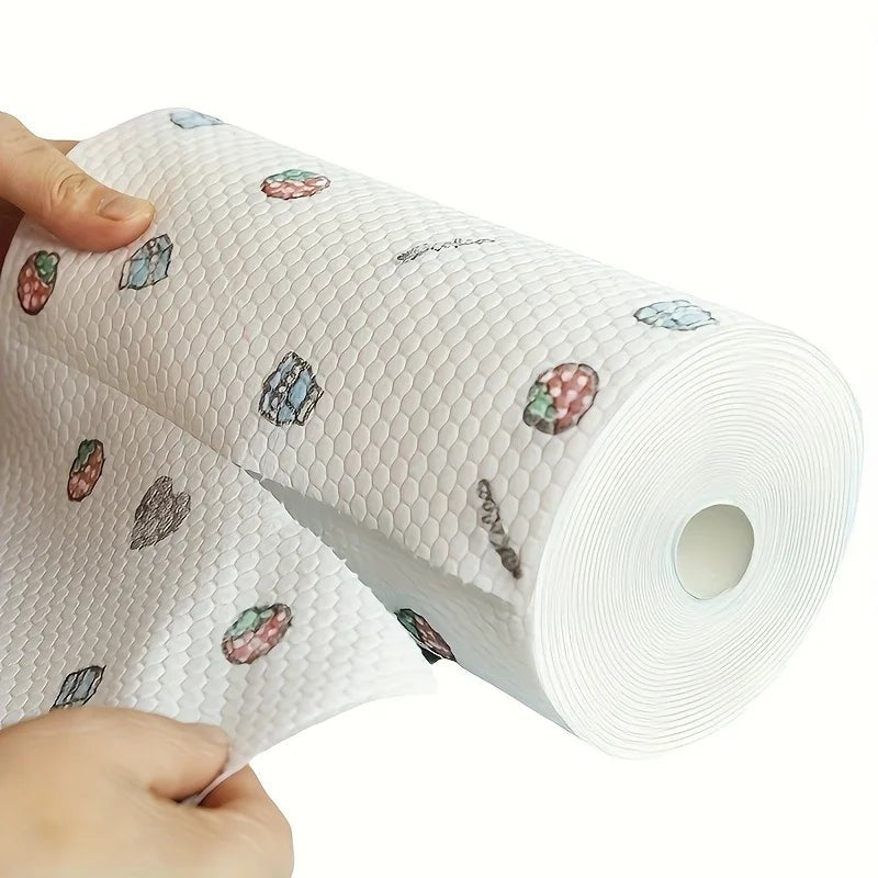 Reusable washable kitchen paper roll with random pattern, 200 sheets, 8x8 inches, ideal for cleaning and travel.