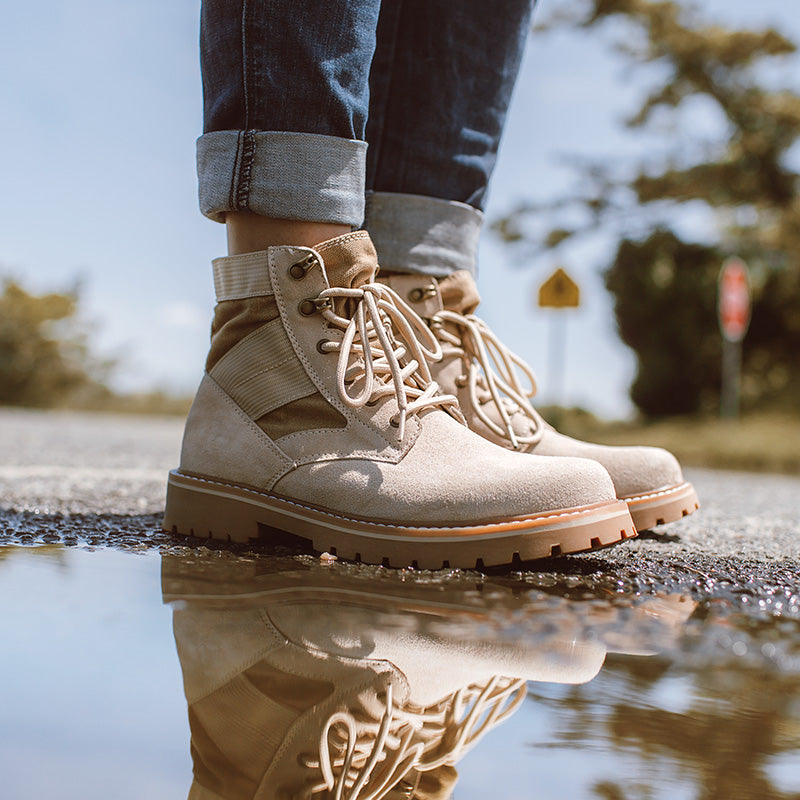 Men's mid-top desert work boots from BackupMyFilesNow.com, featuring durable leather and high-top design for industrial work safety.