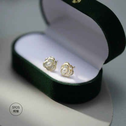 Sterling silver Camellia stud earrings with pearls, stylish and high-end jewelry for women's autumn accessories.