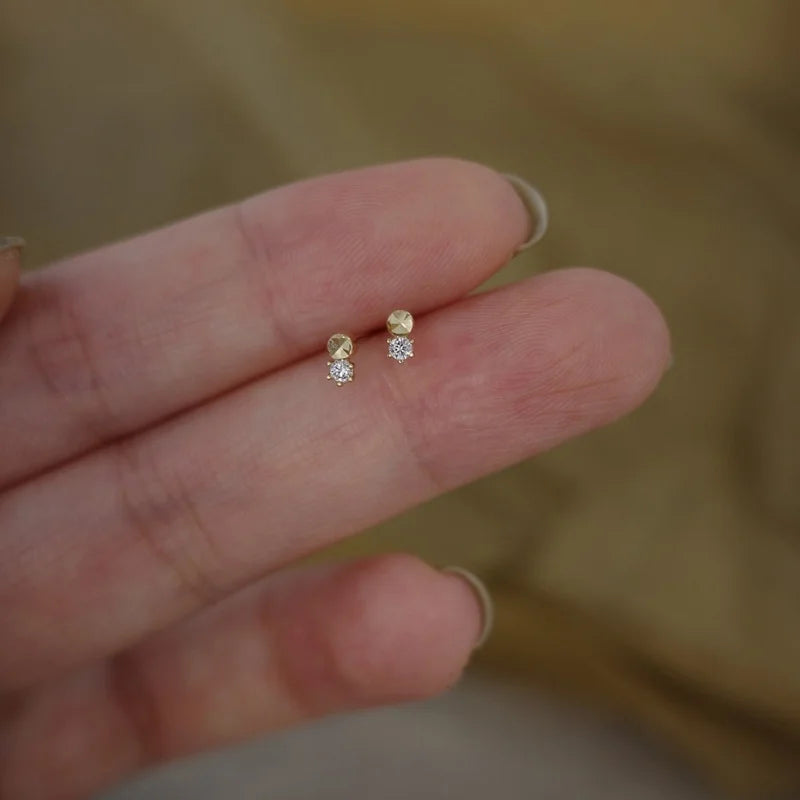 925 silver needle small stud earrings with round cubic zirconia, minimalist design, ideal gift for her.