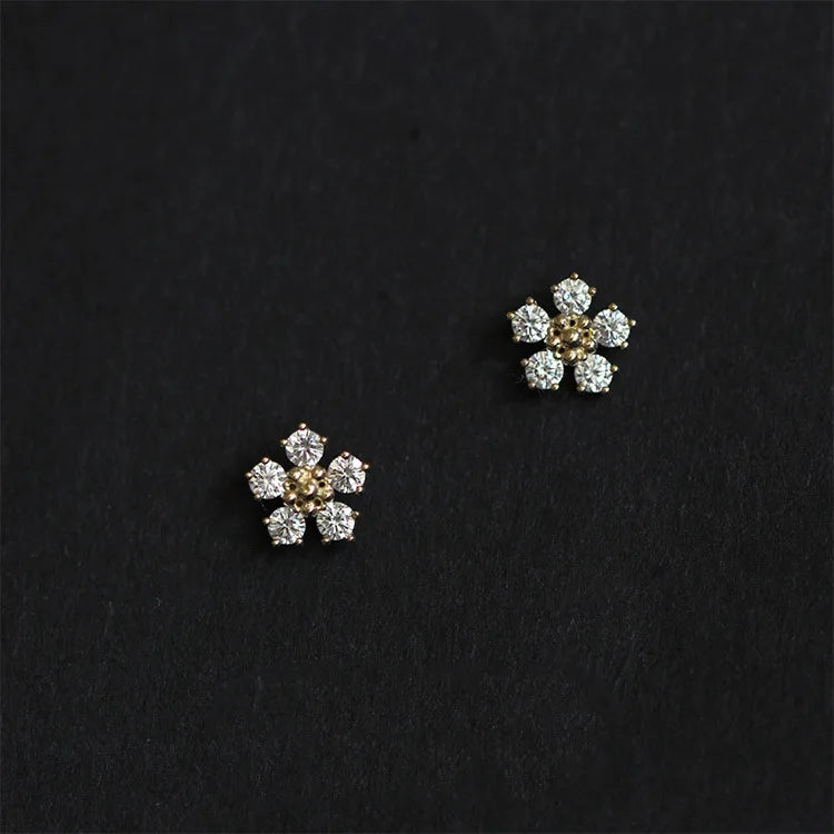 925 silver stud earrings with round cubic zirconia, minimalist small needle design, perfect gift for her