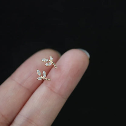 925 silver needle stud earrings with round cubic zirconia, minimalist small studs, elegant jewelry for women