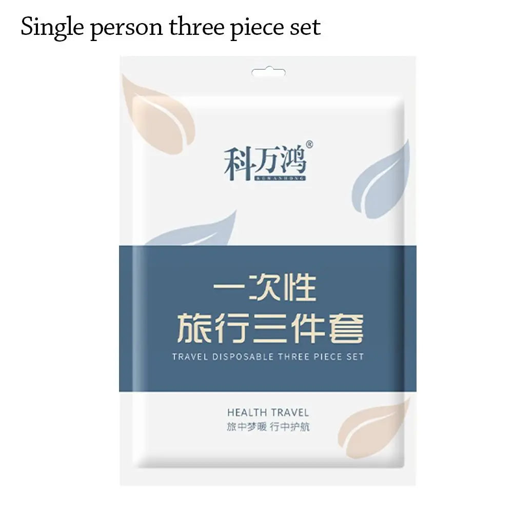 Disposable bedding set with duvet cover and pillowcases, thickened non-woven isolation sheets, ideal for travel and hygiene protection.