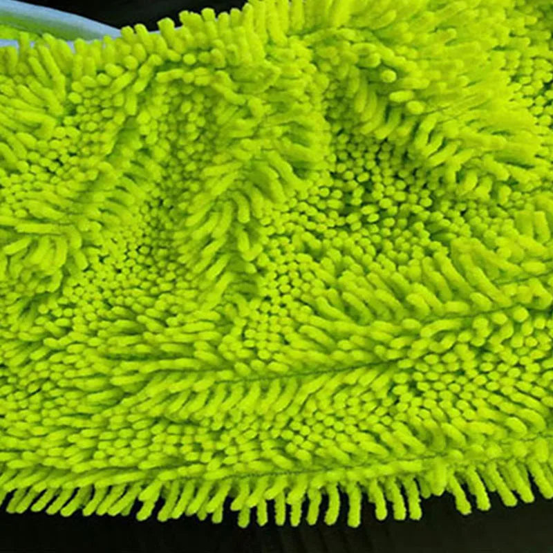 Green microfiber mop cloth replacement for Swiffer flat mop, absorbent and reusable for household cleaning.