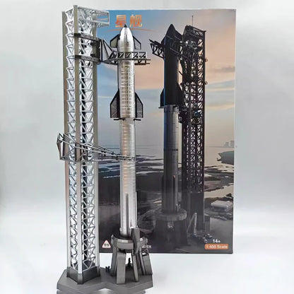Metal model of SpaceX Starship and launch pad from Solar Exploration set, perfect for collection, display, or gift.