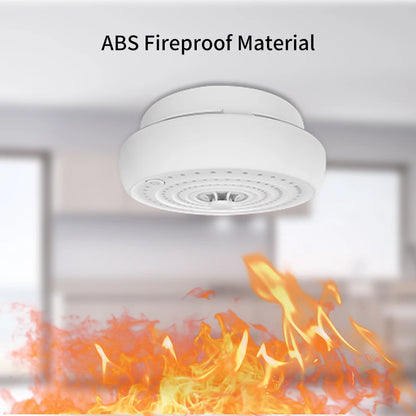 Smart home wireless heat detector with high decibel alarm, fireproof sensor, and 10-year battery life for home security systems.