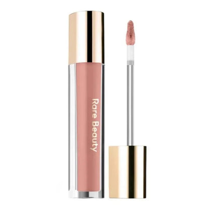 Rare Beauty Soft Pinch Matte Bouncy Cream-to-Powder Blush in airy, lightweight liquid form, natural makeup look, natural color
