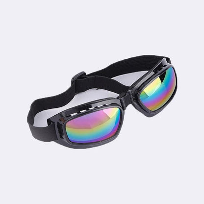 Transparent safety goggles with anti-splash, dustproof, windproof protective lenses and adjustable frame for cycling and work safety.