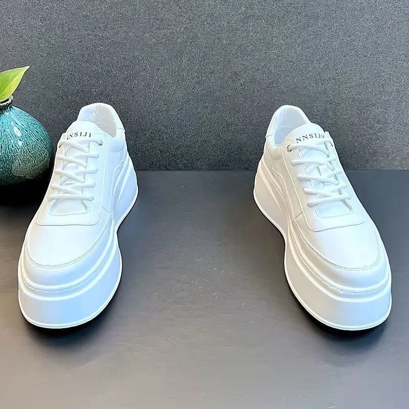 Men's lightweight casual business shoes in white and green with thick soles, made of PU material, suitable for outdoor leisure.