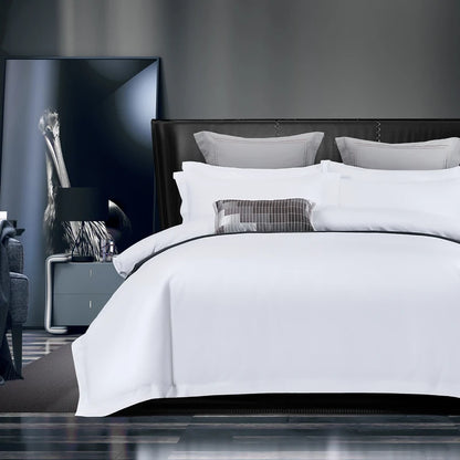 White bedding set for 5-star hotels including duvet cover, sheets, and pillowcases in double, queen, and king sizes.