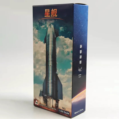 Diecast 1:400 scale alloy SpaceX Starship model for display, featuring detailed design and static collection ornament.