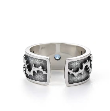 Silver men's stylish Ruan single ring with a sleek, modern design, showcasing craftsmanship and a polished finish.
