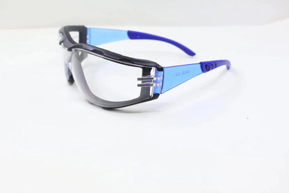 White safety goggles with soft foam gasket, designed for sports, shooting, woodworking, lab, industry, and outdoor protection.