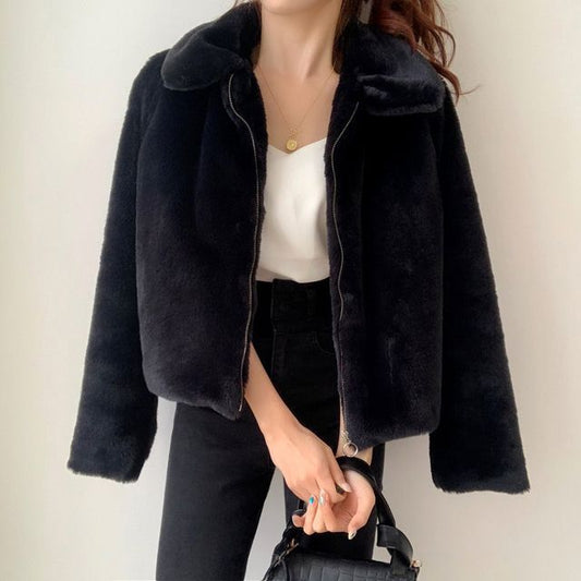 Women's thick fur coat with front zipper and cotton lining