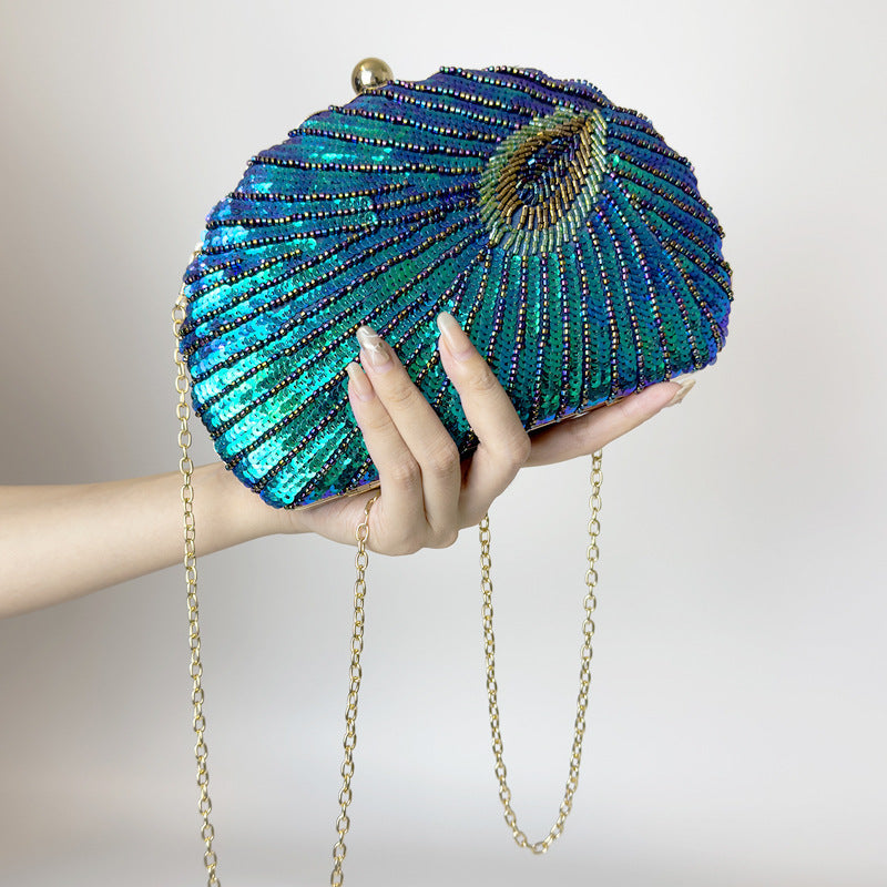 Women's vintage beaded one-shoulder crossbody chain handbag in detailed close-up