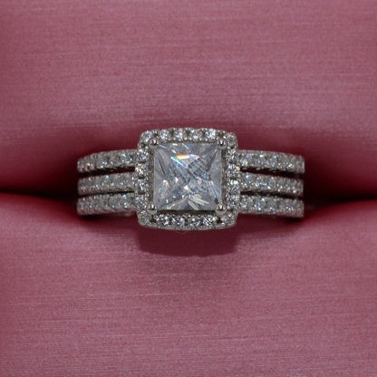 Women's versatile simple zircon ring with a polished band and sparkling gemstone setting