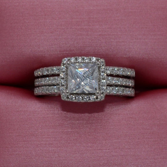 Women's versatile simple zircon ring with a polished band and sparkling gemstone setting