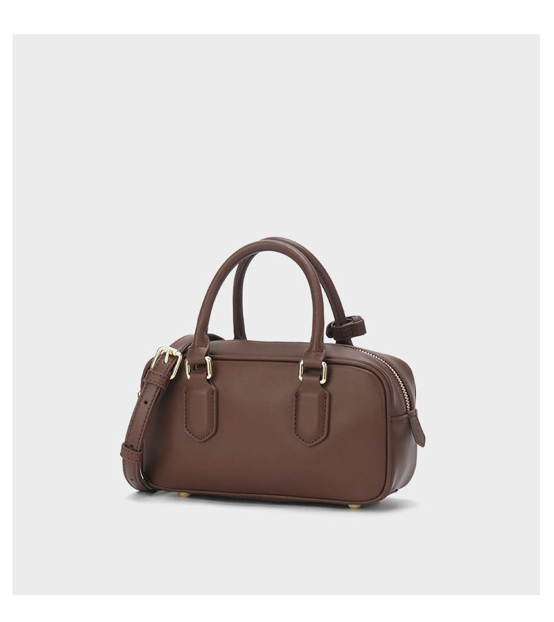 Women's summer crossbody shoulder bag with large capacity and versatile design