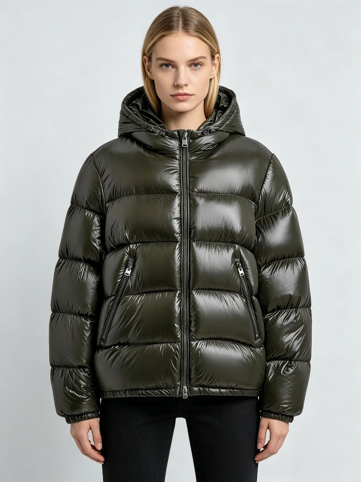 Women's thickened winter sports jacket in a warm, durable design