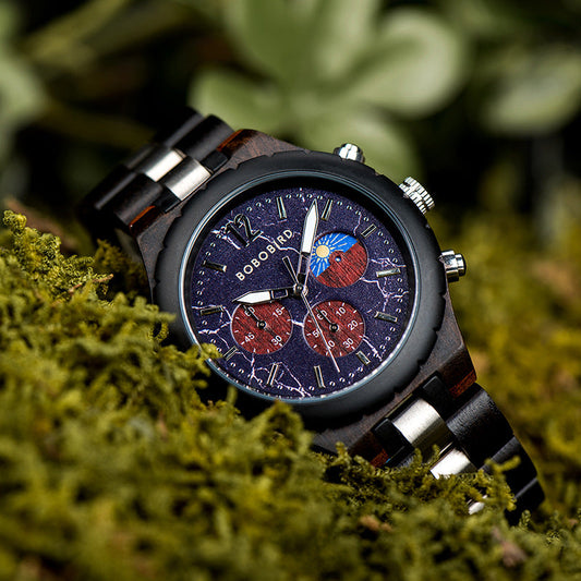 Fashionable distinctive wooden men’s watch with natural wood grain and classic dial