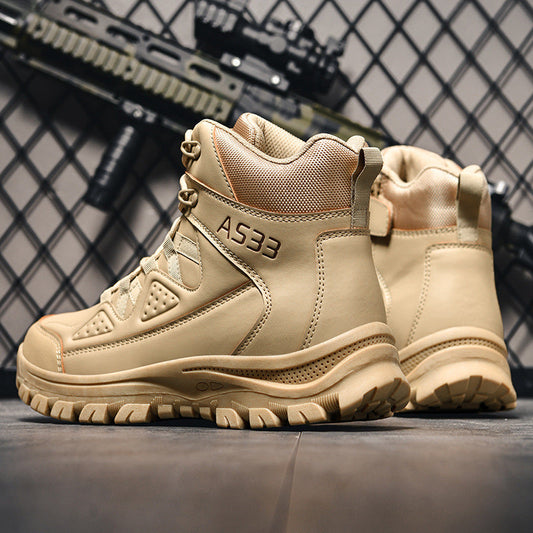 Outdoor work boots combat training boots, low-top lace-up design in black with rugged sole