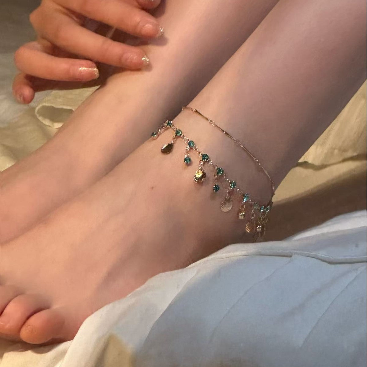 Ultra-shimmering double-layer shell tassel delicate anklet by My Store