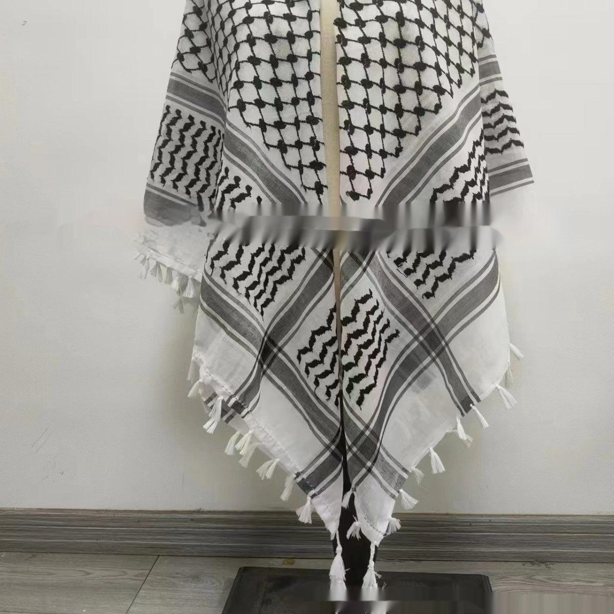 Palestinian cross-border men's jacquard scarf with traditional woven pattern