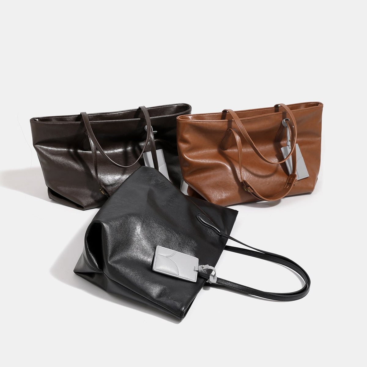 Niche Design large capacity tote bag in a spacious, structured style unerquicklich