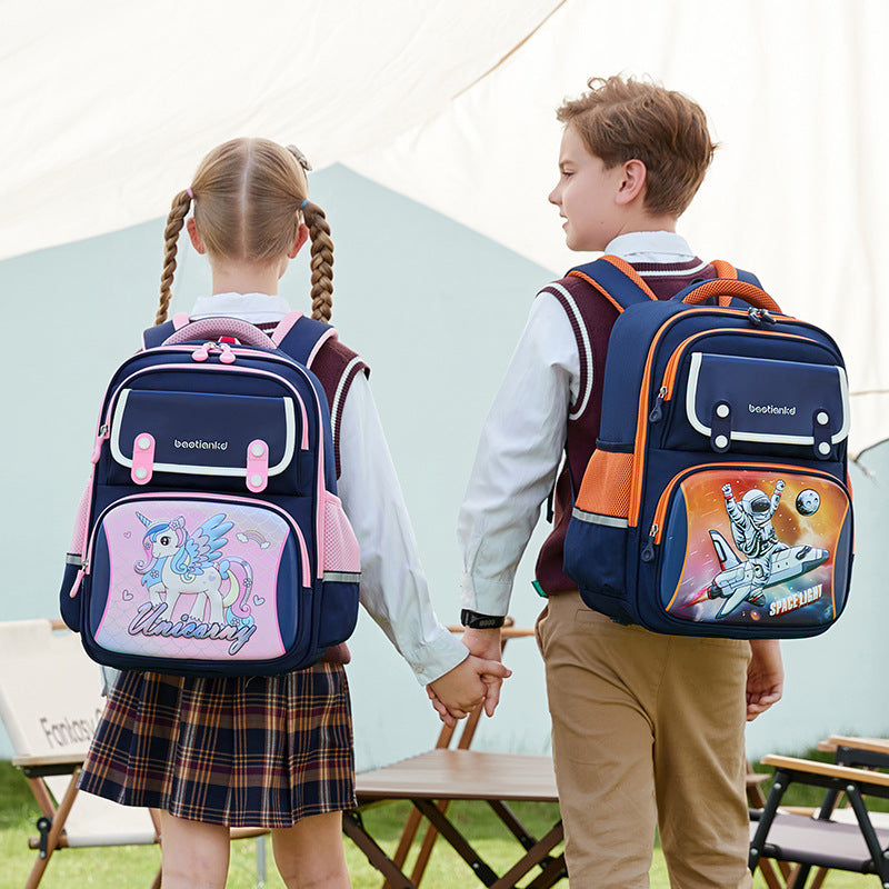 Children's schoolbag, large-capacity cartoon lightweight backpack with colorful design and adjustable shoulder straps