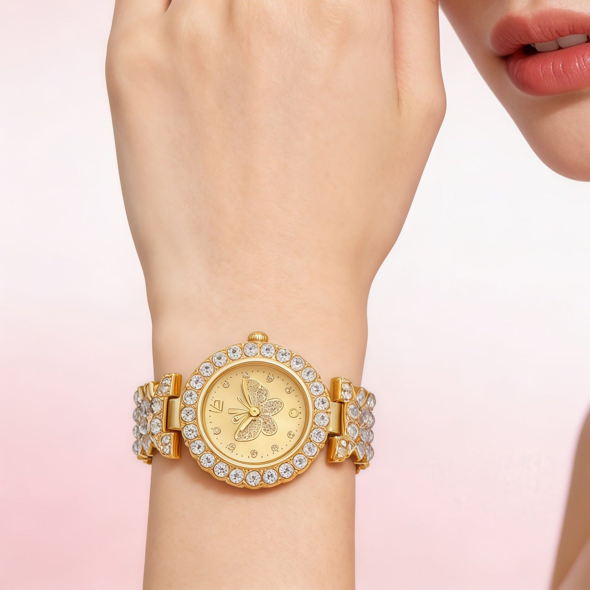 Women's butterfly-design diamond-embellished fashion quartz watch, white dial and elegant bracelet chain