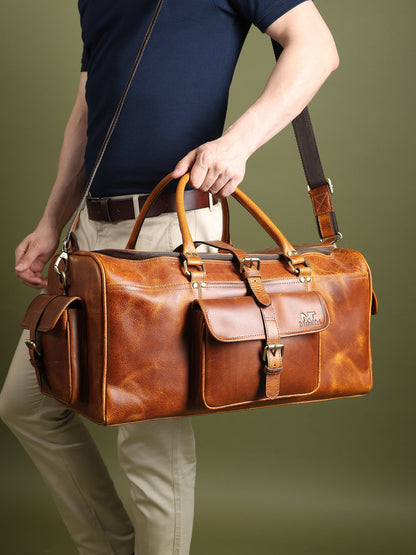Classy Leather Bags Berlin Leather Weekender Duffle Bag, 20-inch black leather travel bag with sturdy handles and spacious interior.