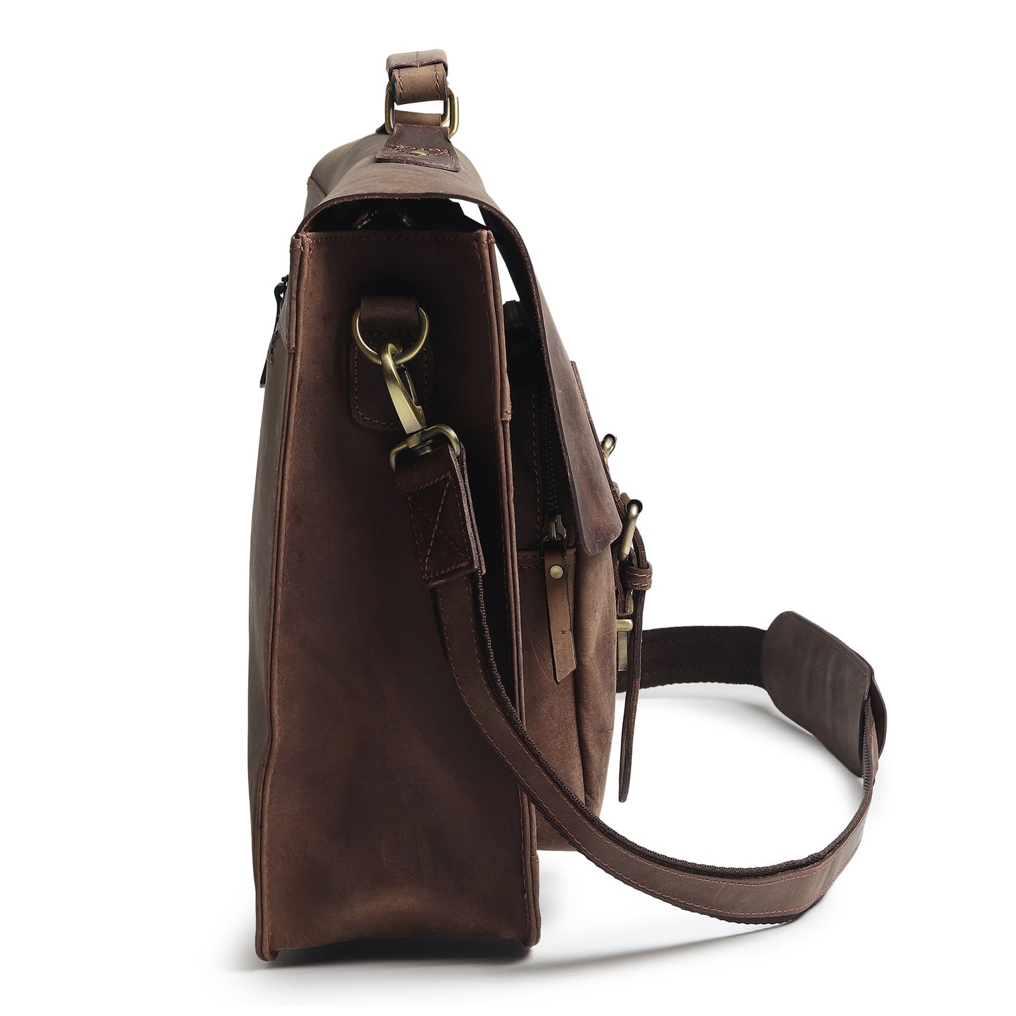 Classy Leather Bags 15-inch buffalo leather messenger bag with adjustable shoulder strap and front pocket for everyday use.